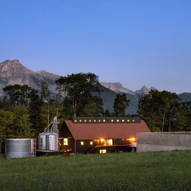 The Domaine des Hautes Glaces moves to a new distillery
