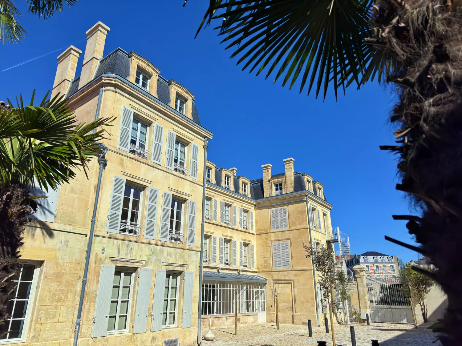 Rémy Martin célèbre son 300ème anniversaire avec la réouverture de sa Maison historique au cœur...